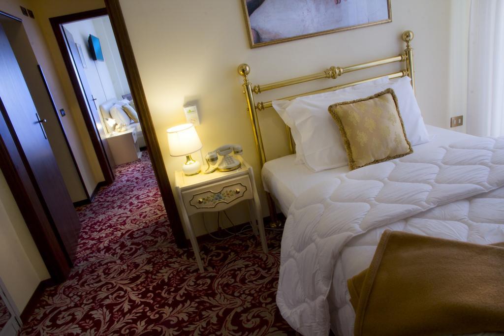 Grand Hotel Le Fonti Кьянчано-Терме Экстерьер фото